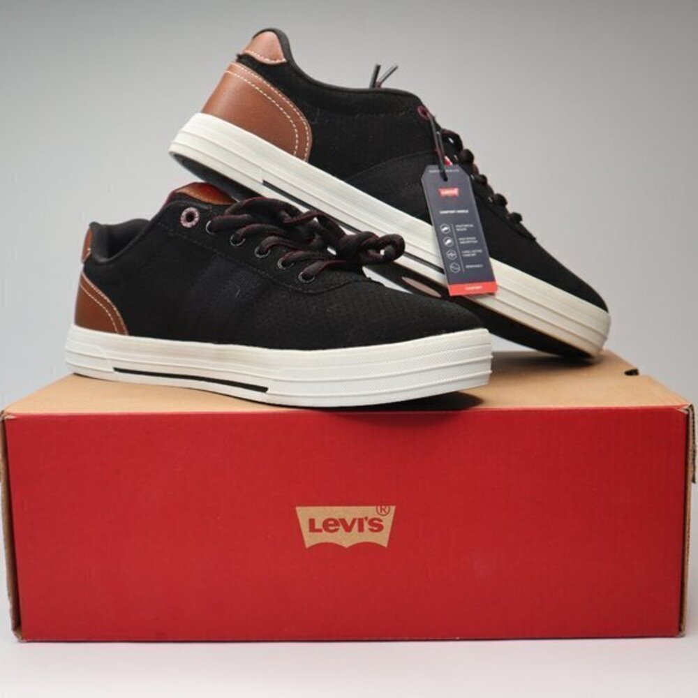 Levi's Performance‎ comfort insole sneakers size 8